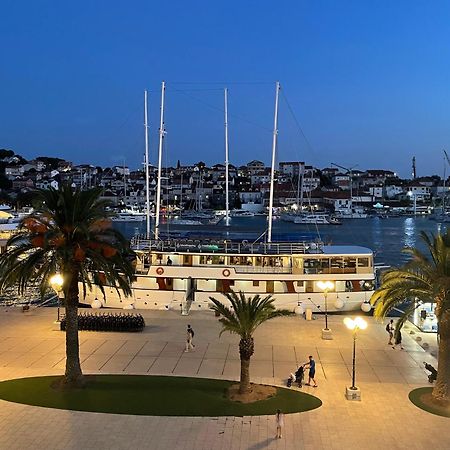 Dinka Old Town Apartment With Sea View تروغير المظهر الخارجي الصورة