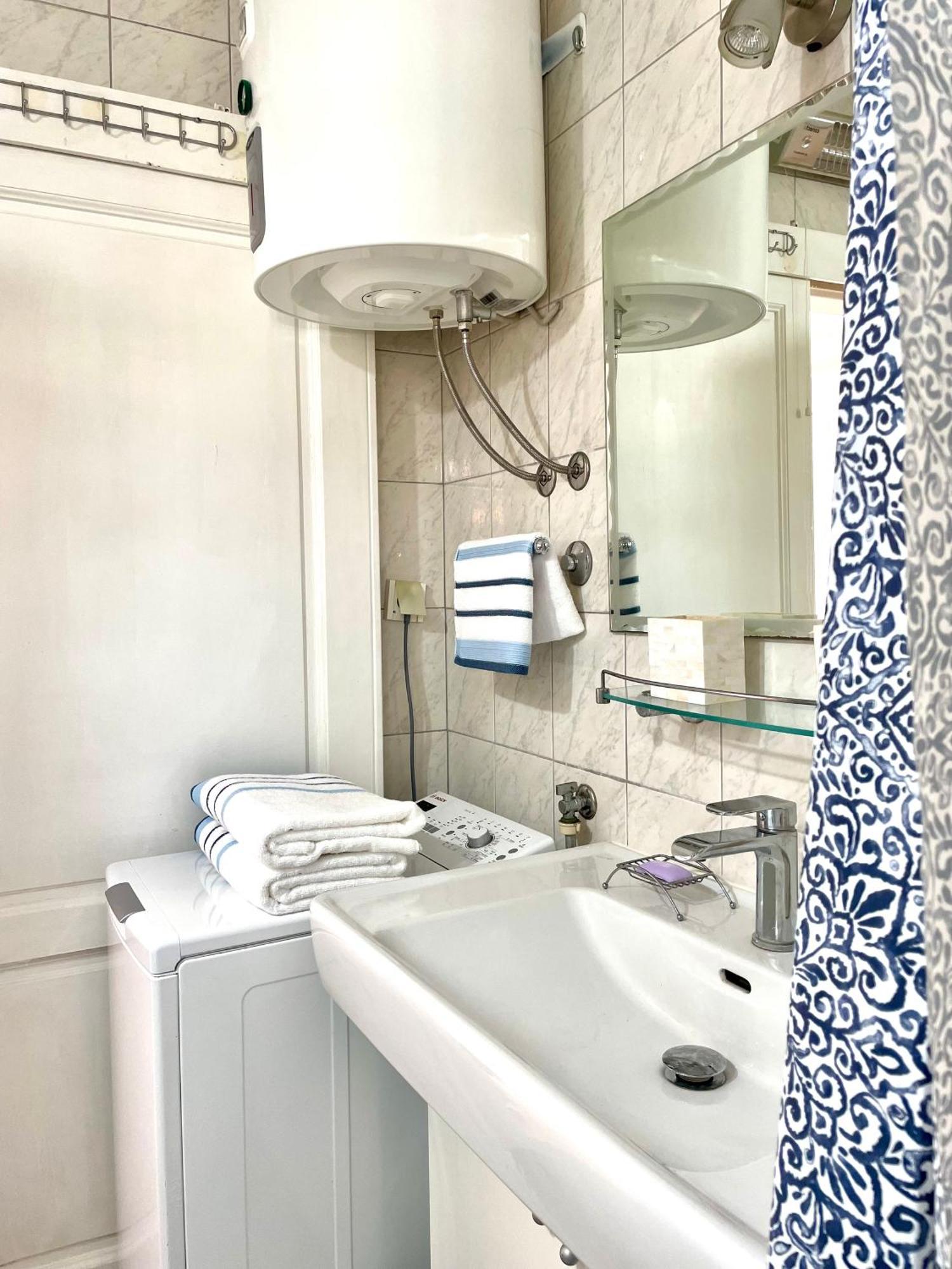 Dinka Old Town Apartment With Sea View تروغير المظهر الخارجي الصورة
